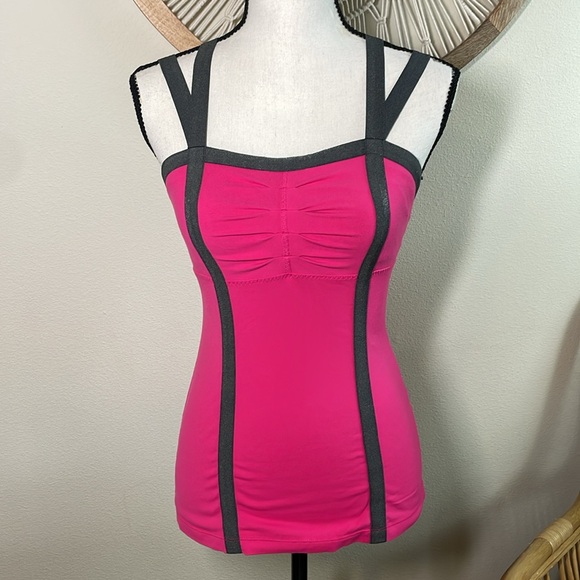 Lululemon Insight Tank Top Magenta Pink woman’s size 4 - Picture 2 of 10
